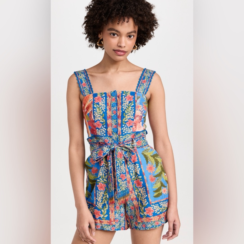 NEW WITH TAGS - Farm Rio Romper 🩷